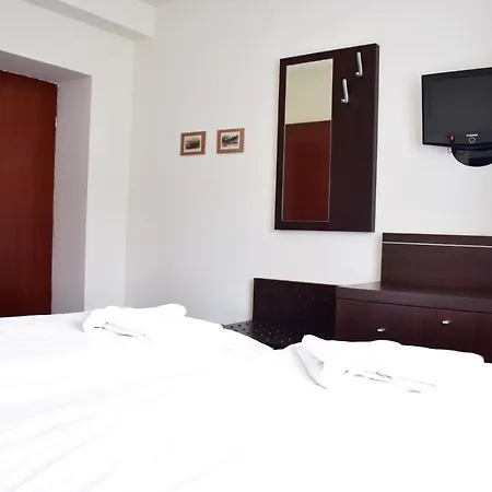 Bed & Breakfast Halka 3*